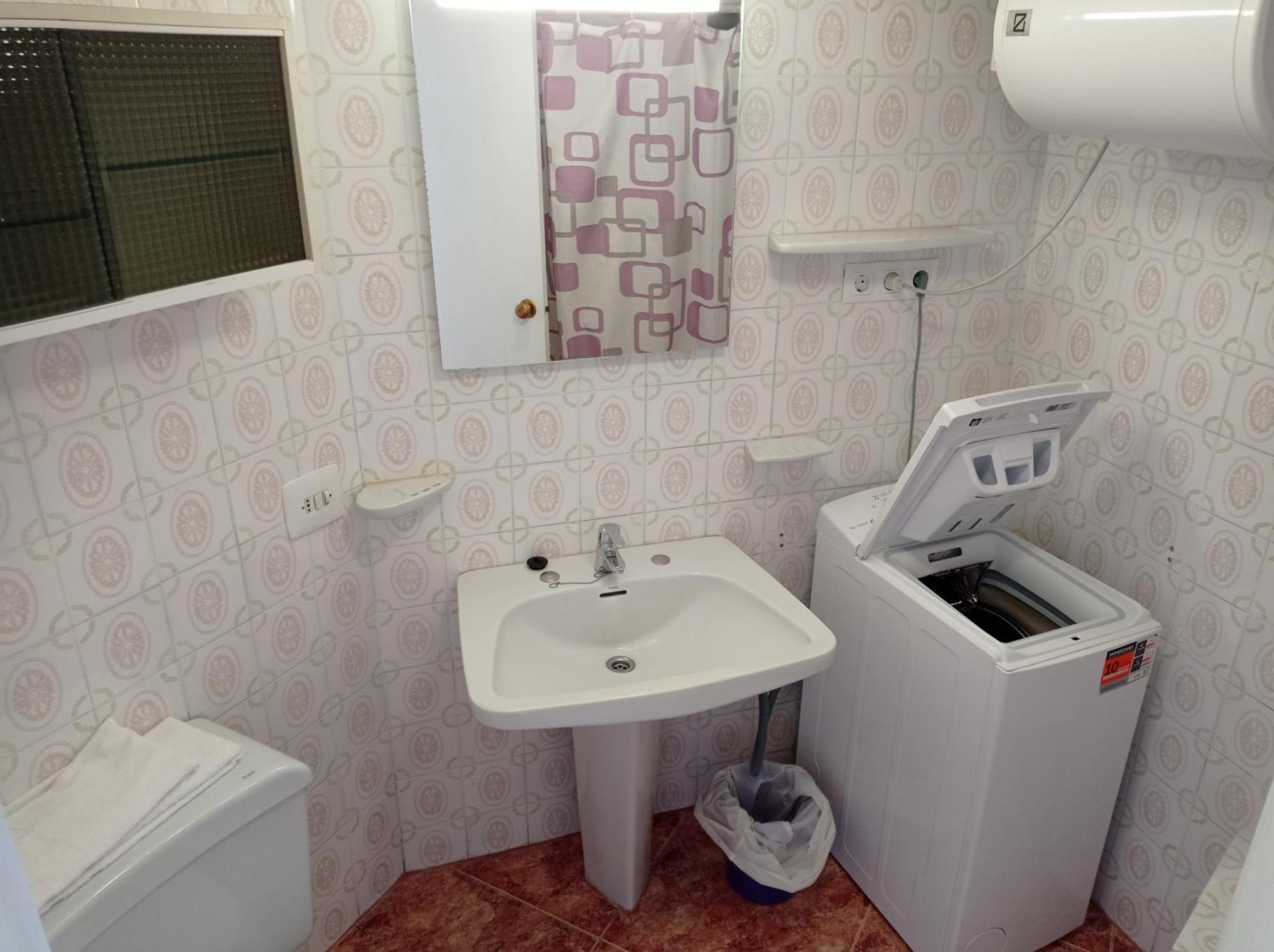 Apartamentos Bonaire 1ª Linea Wifi Solo Familias Serviplaya Gandía Oda fotoğraf